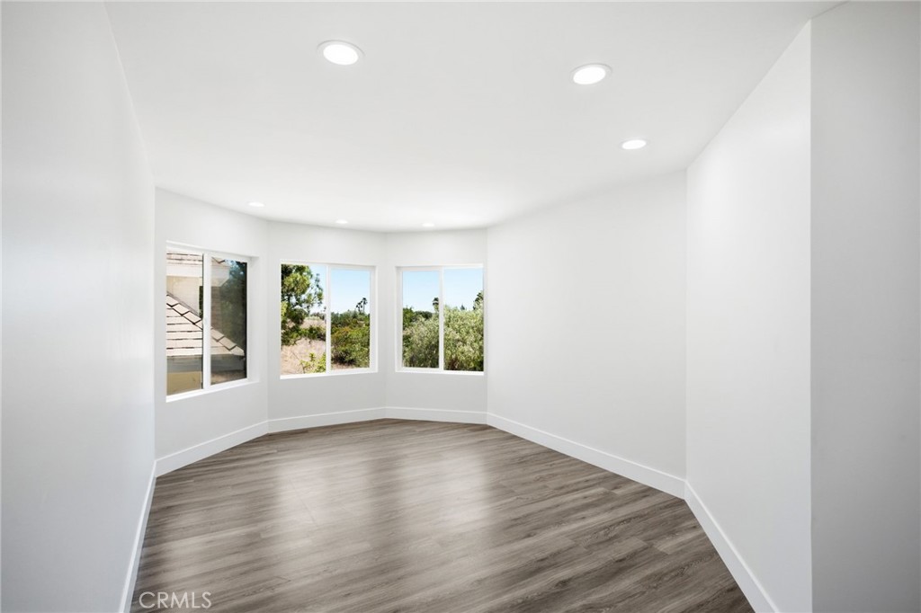 1094 Hillcrest View Lane Property Photo 38