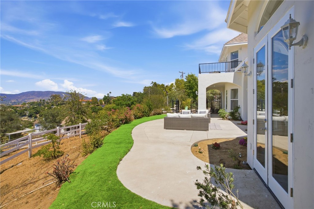 1094 Hillcrest View Lane Property Photo 50