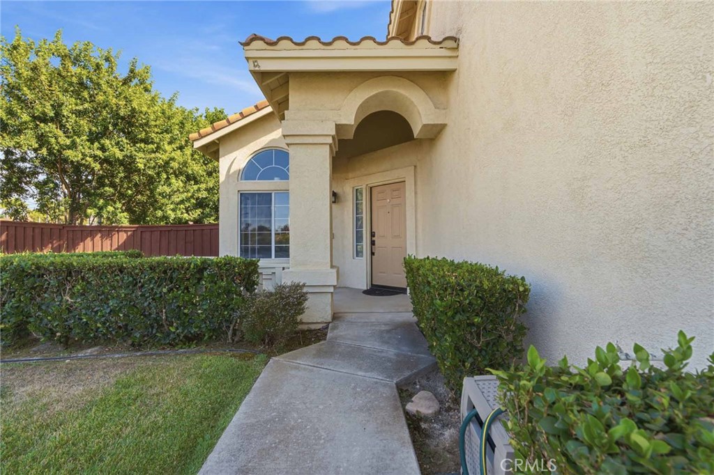 32179 Corte Llamas Property Photo 7