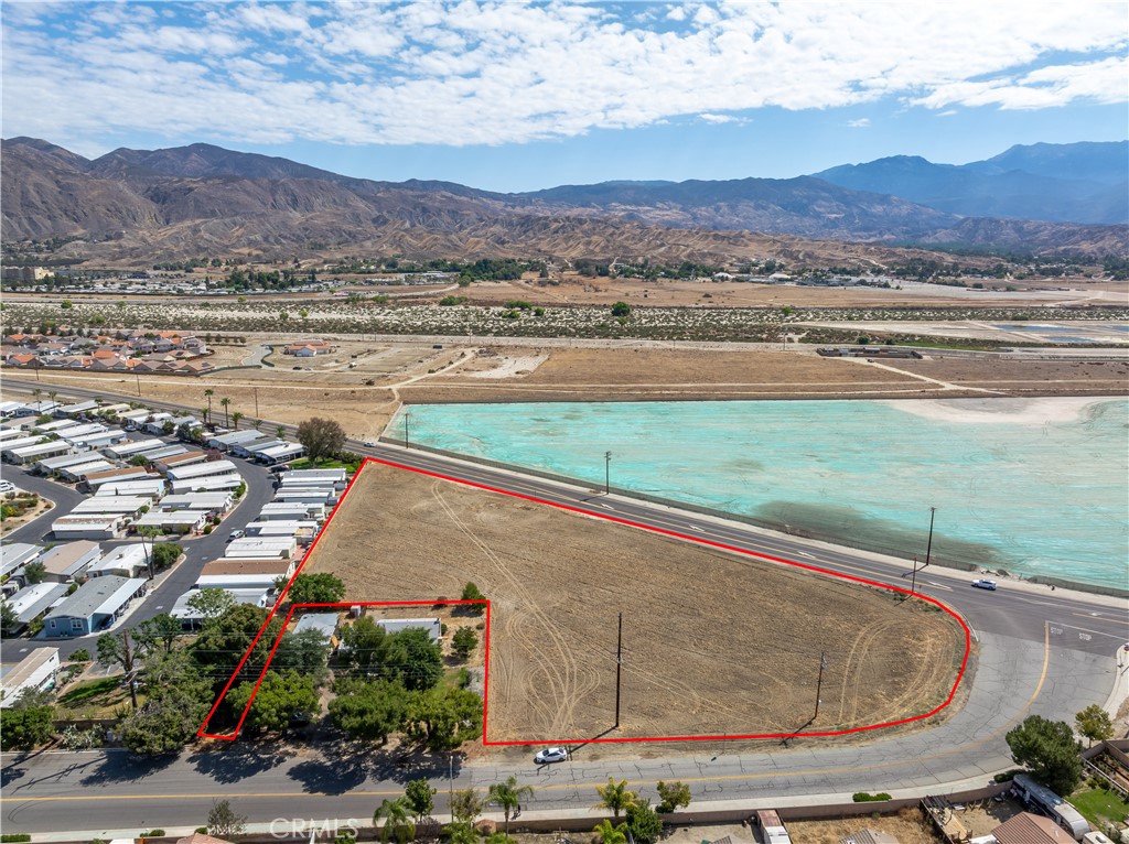 0 Ramona Expressway Property Photo 1