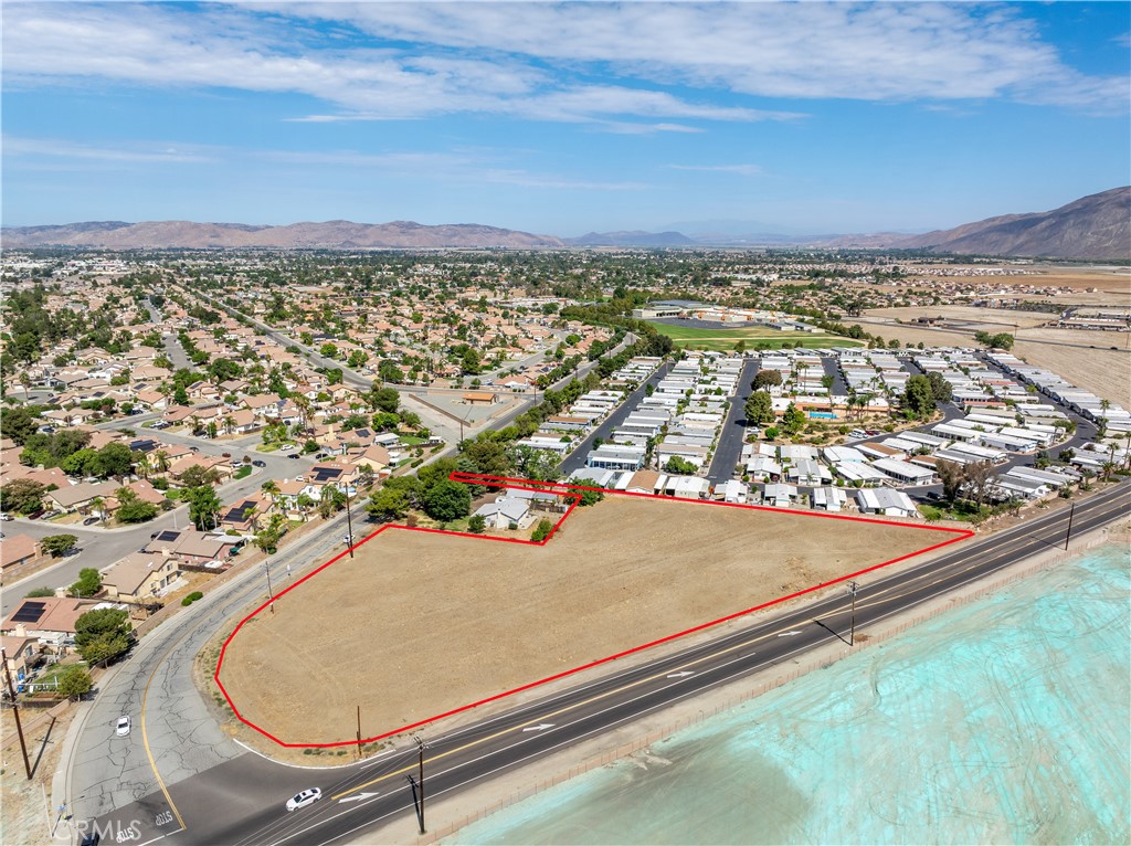 0 Ramona Expressway Property Photo 3