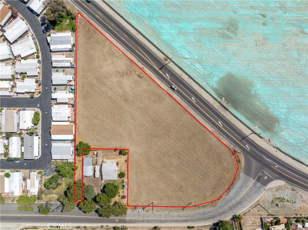 0 Ramona Expressway Property Photo 9