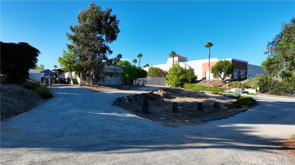 41395 Sycamore Property Photo 4