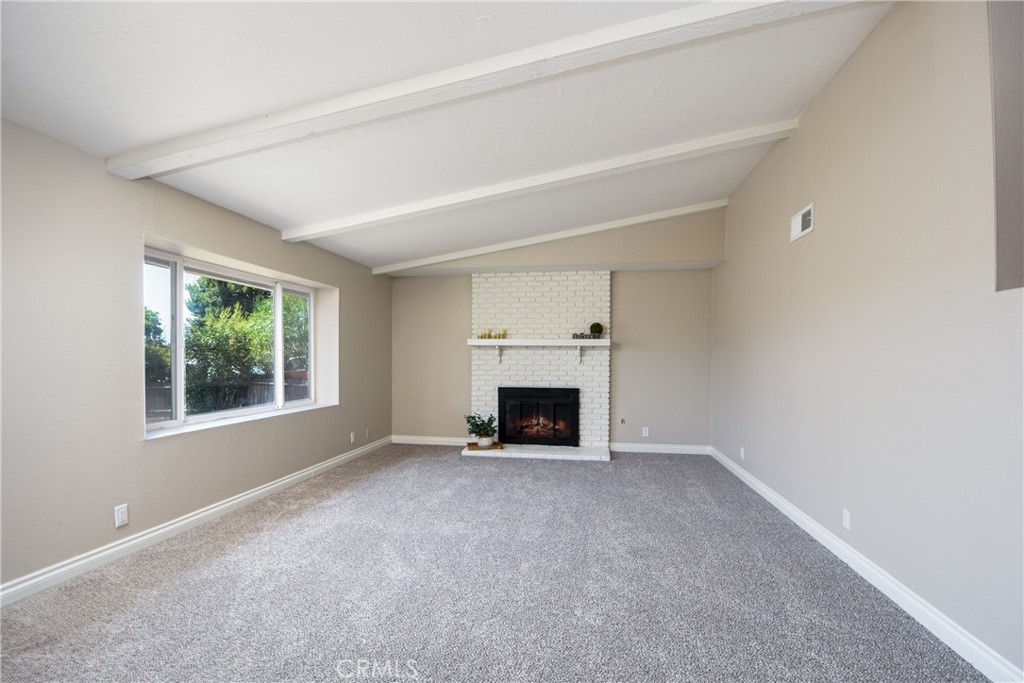 372 Village Property Photo 5
