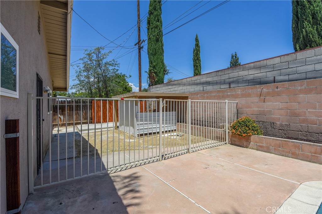 372 Village Property Photo 29