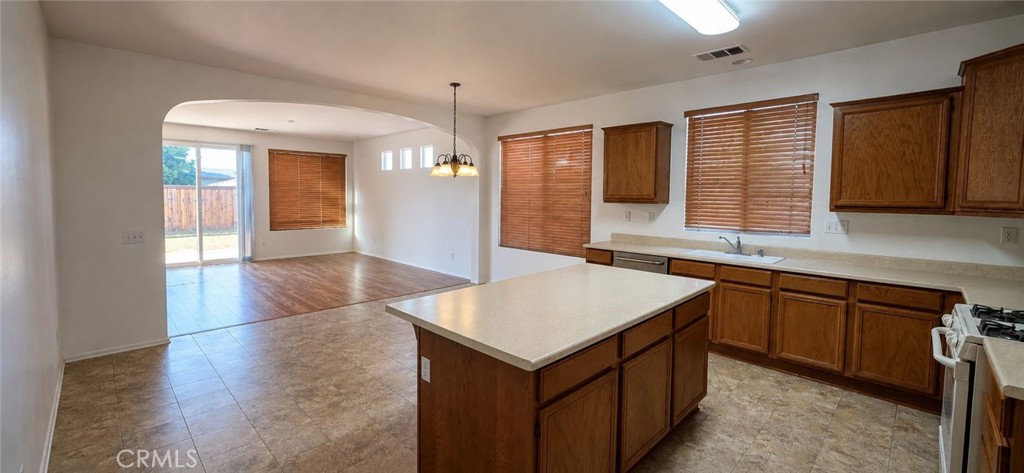 12302 Andrea Drive Property Photo 6