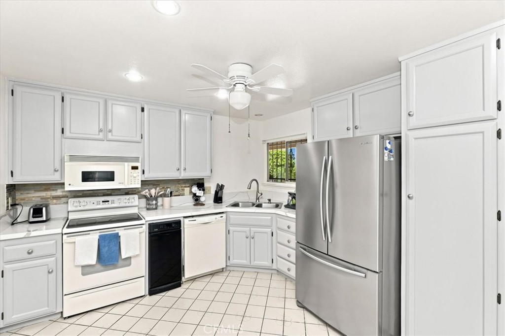 26401 Harrisburg Property Photo 18