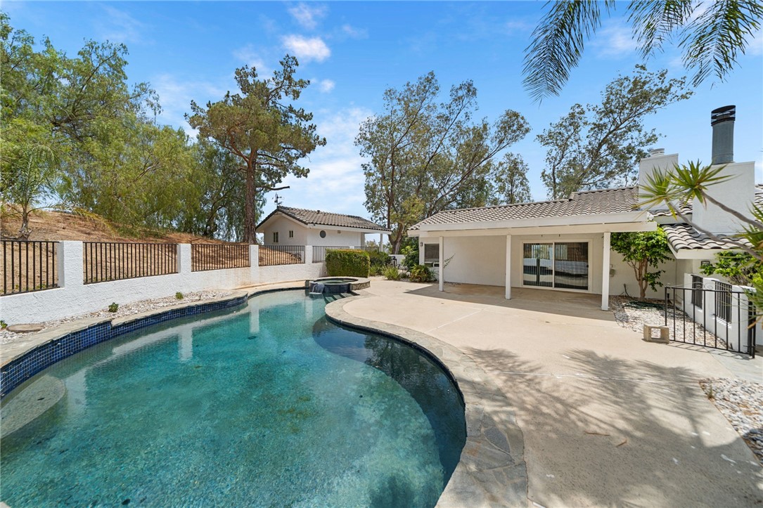 5385 Park Property Photo 53