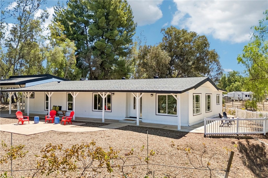 36210 Tonto Ln Property Photo 4