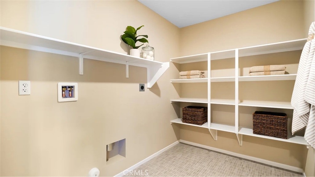 1327 Noble Rein Drive Property Photo 15