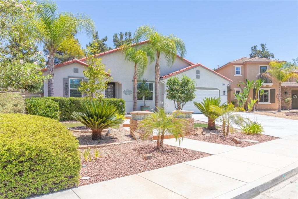 35464 Corte Los Robles Property Photo 3