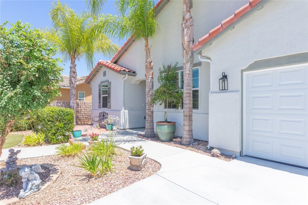 35464 Corte Los Robles Property Photo 5