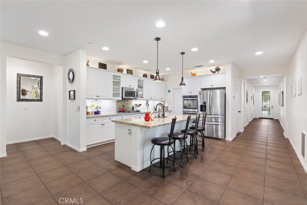 35464 Corte Los Robles Property Photo 8