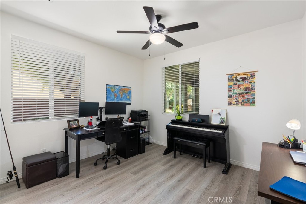 35464 Corte Los Robles Property Photo 19