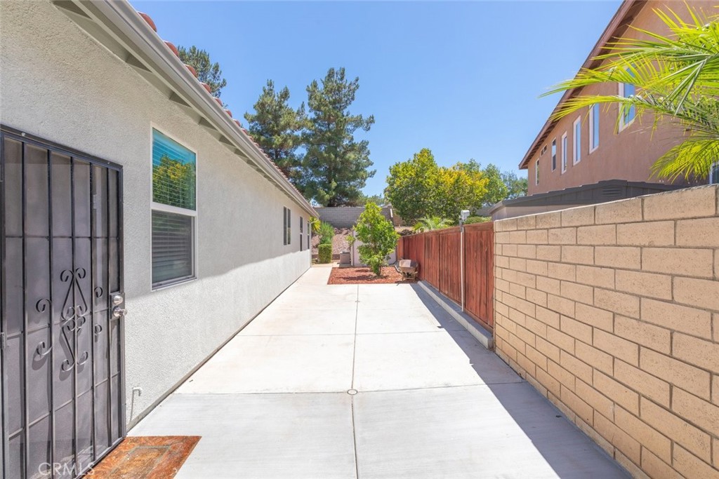 35464 Corte Los Robles Property Photo 41