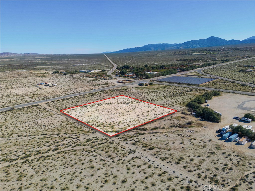 3 Yaqui Pass Property Photo 1