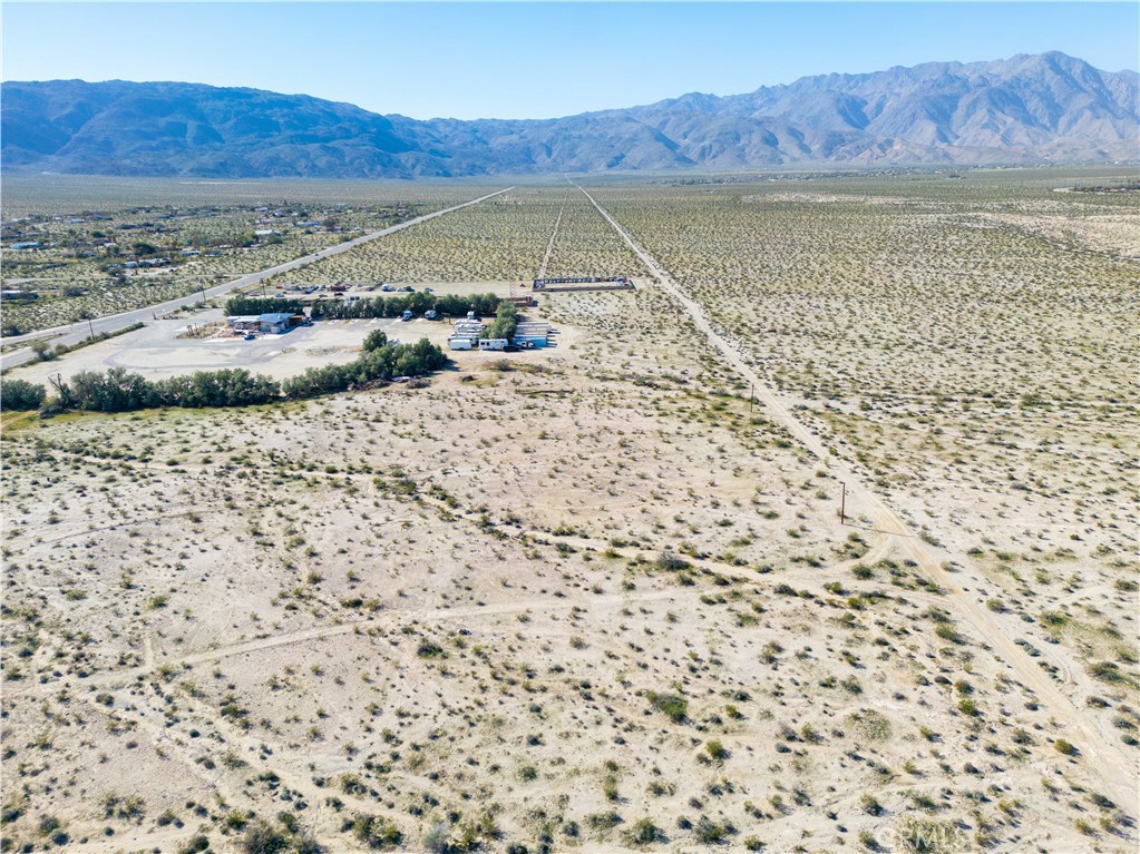 3 Yaqui Pass Property Photo 11