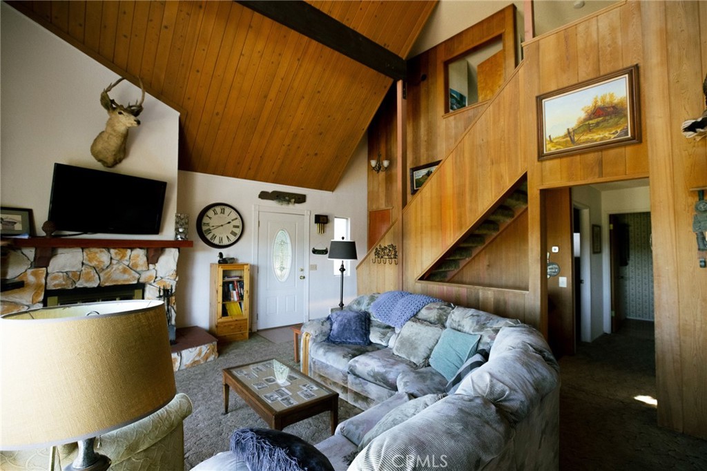 1239 Yosemite Property Photo 13