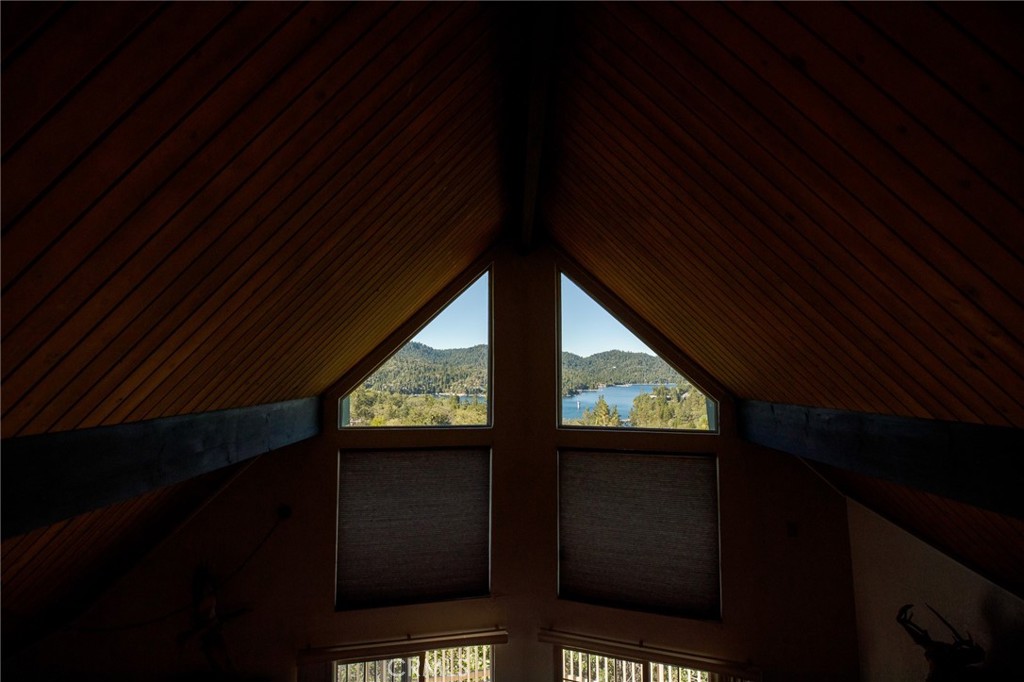 1239 Yosemite Property Photo 18