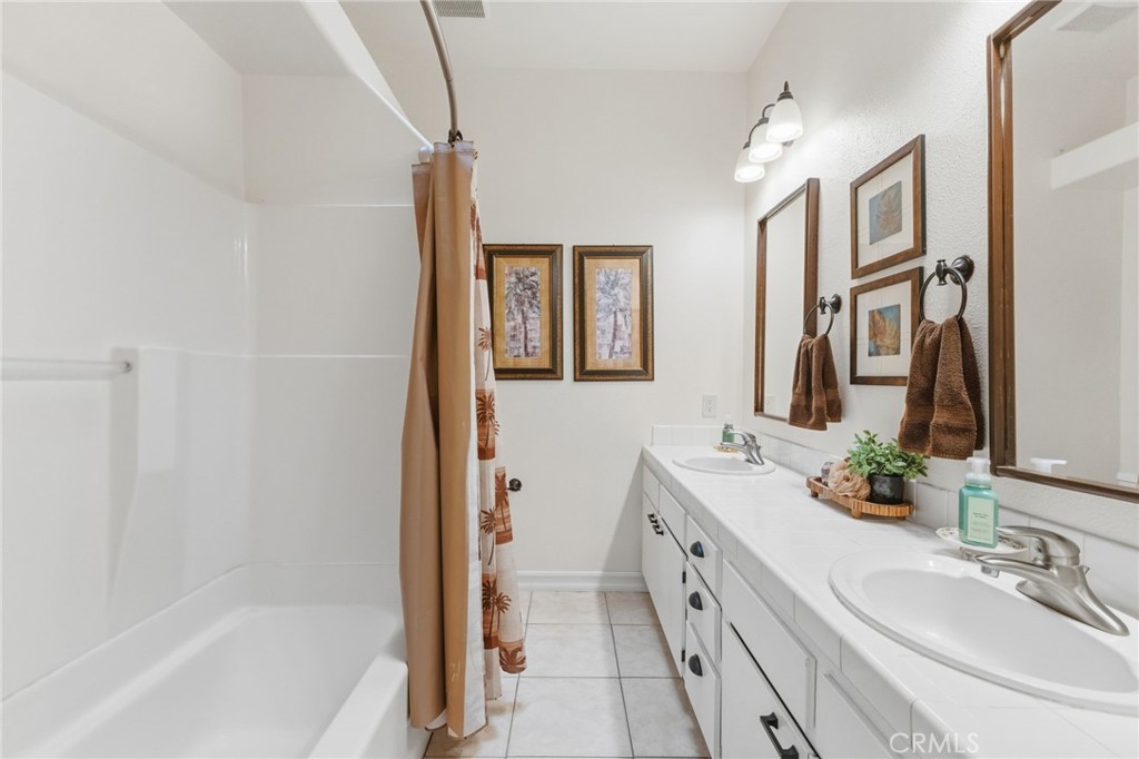 45768 Creekside Property Photo 12