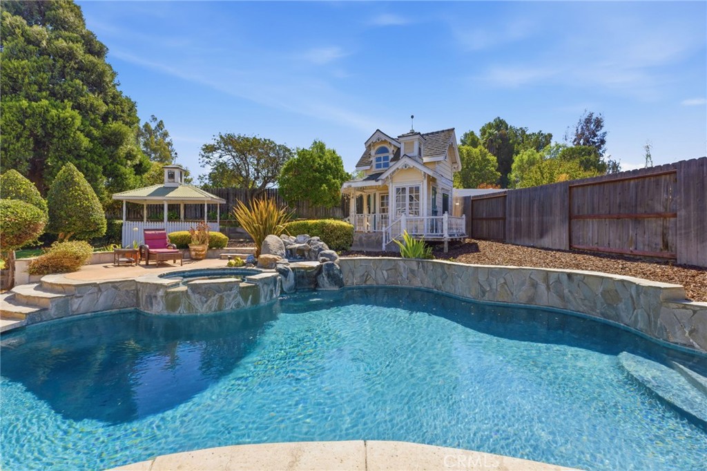 45768 Creekside Property Photo 44