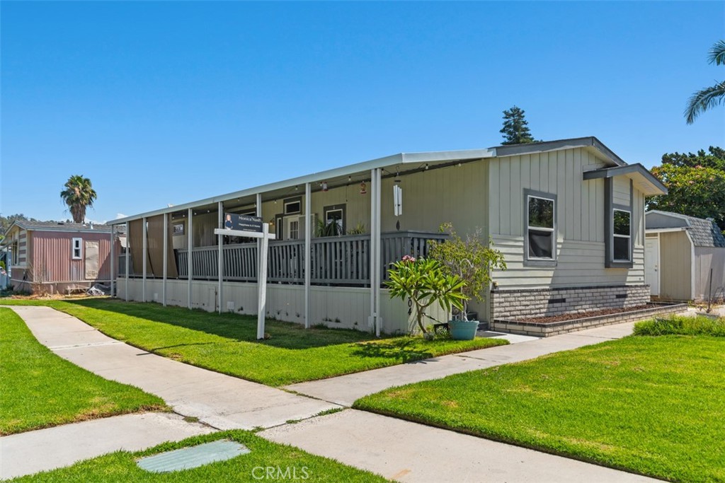 5815 La Palma Ave 304 Property Photo 5