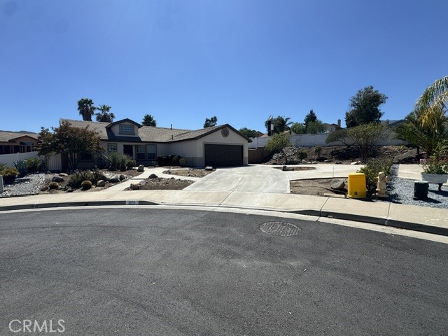 805 Alpine Court Property Photo 2