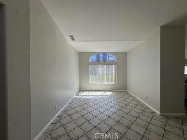 805 Alpine Court Property Photo 4