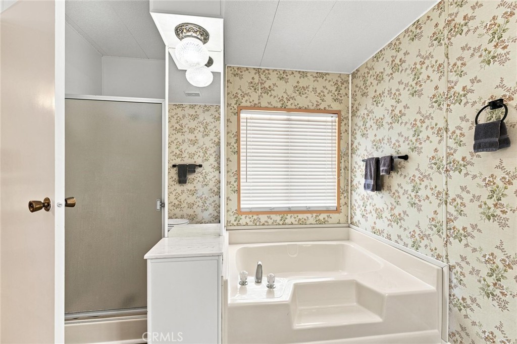 5001 W Florida 419 Property Photo 42