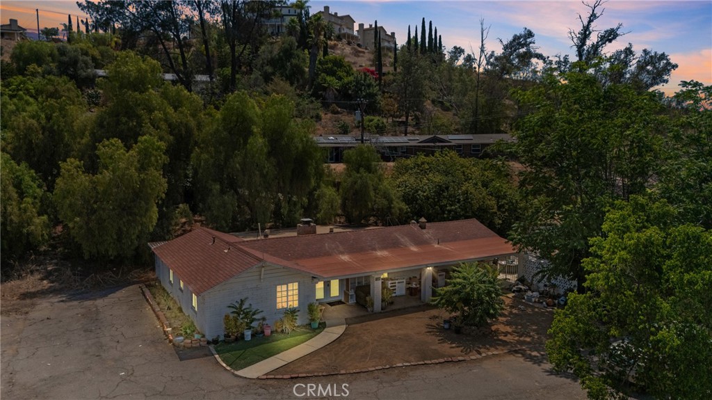 1684 Broadway Property Photo 1