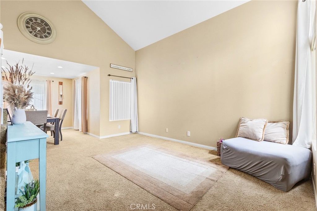 39885 Wild Canary Ln Property Photo 3