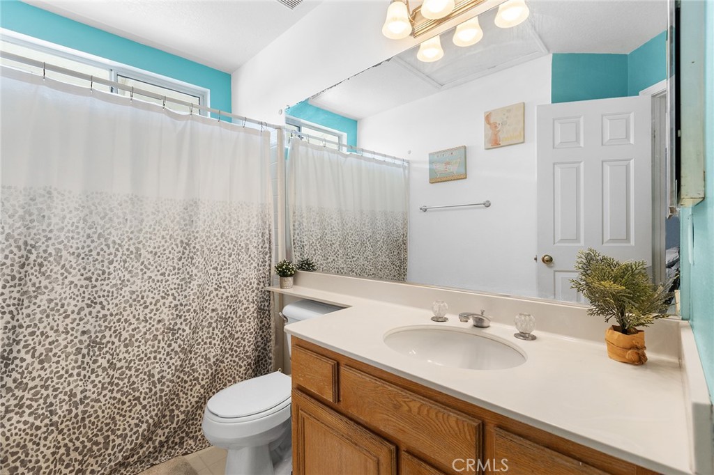 39885 Wild Canary Ln Property Photo 12