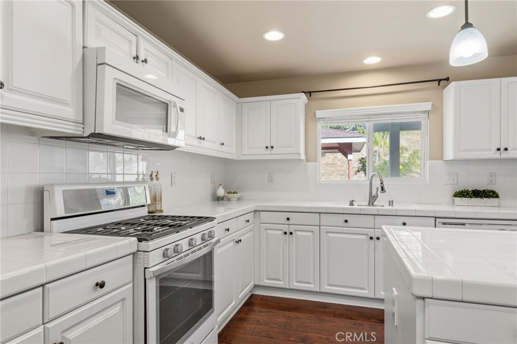 46180 Via La Colorada Property Photo 12
