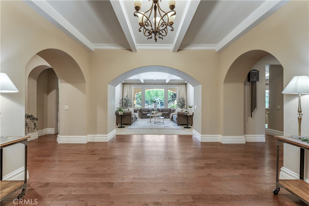 22121 Lynx Court Property Photo 4
