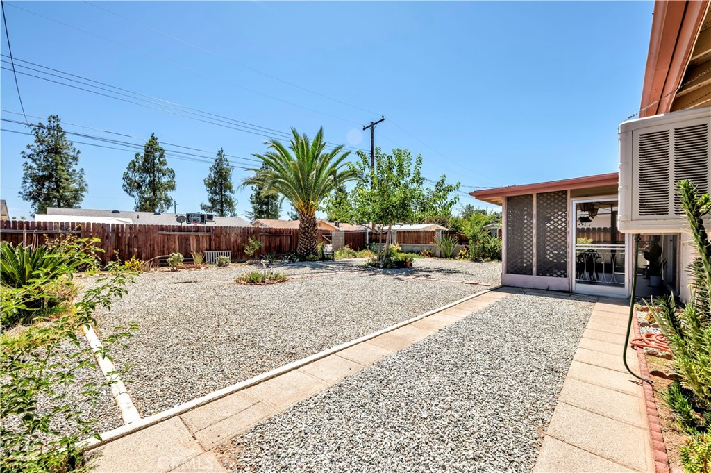 545 Jade Property Photo 19