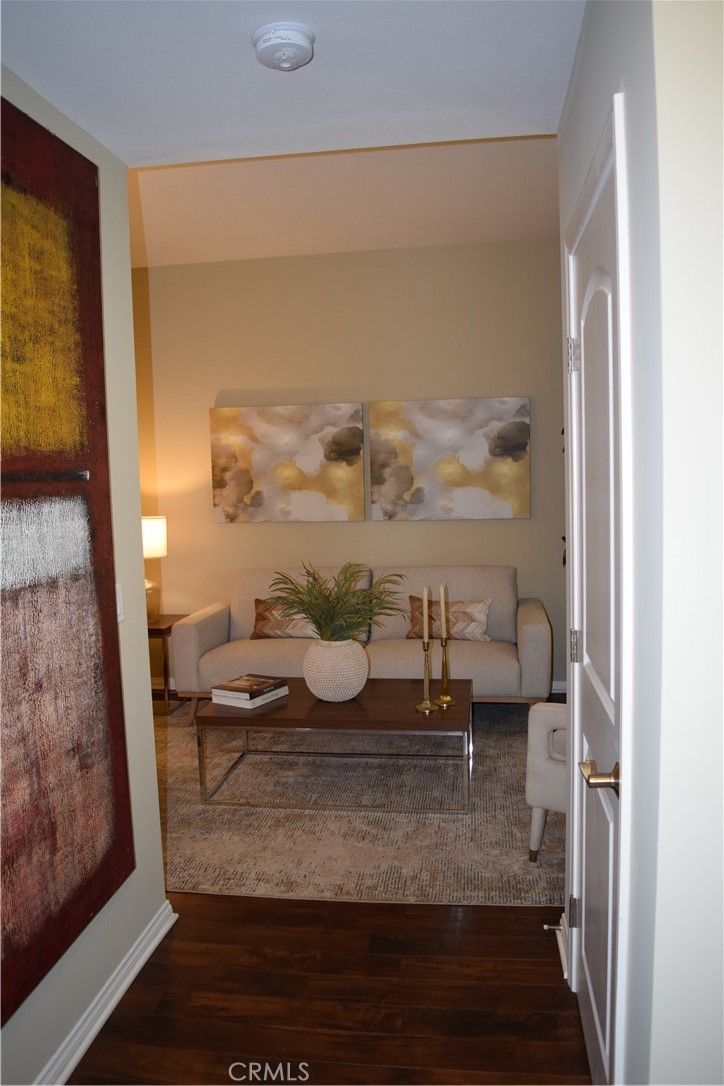301 Mission Avenue 409 Property Photo 3