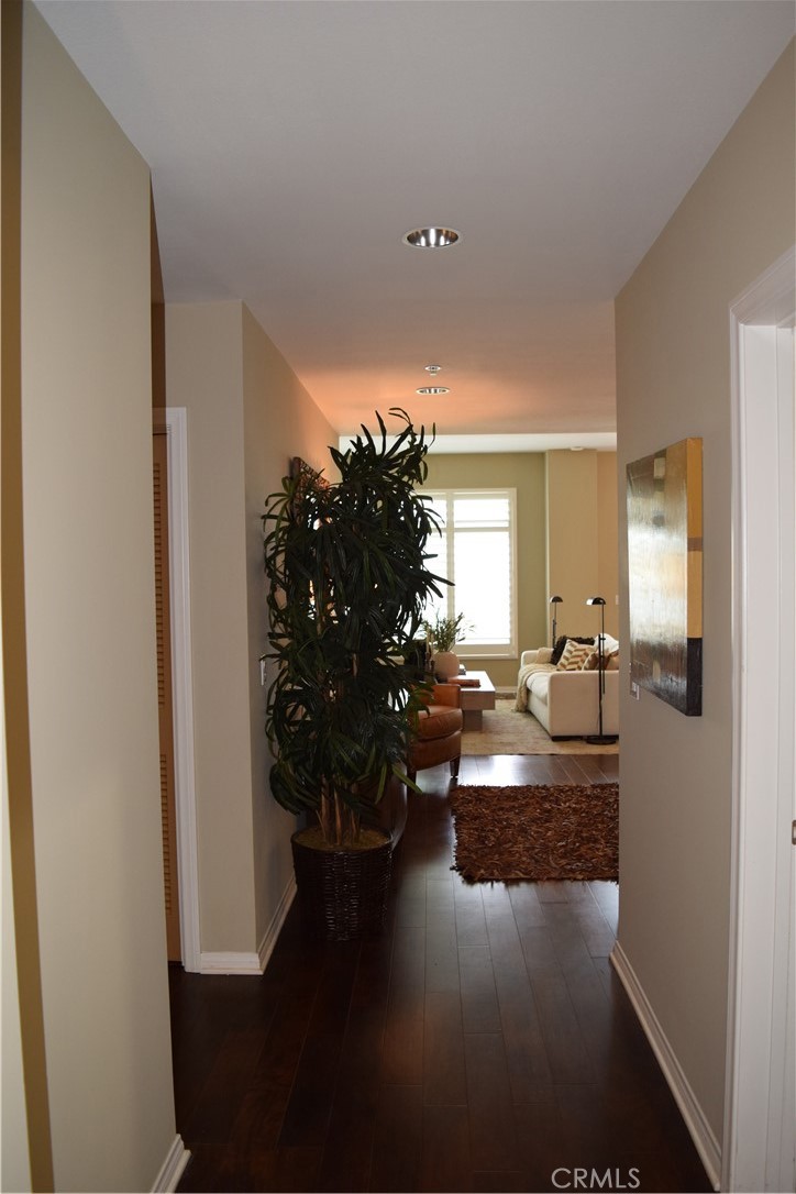 301 Mission Avenue 409 Property Photo 6