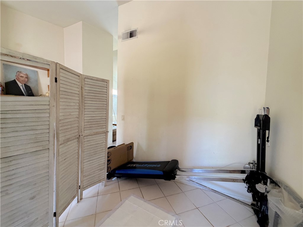 41751 Gilwood Court Property Photo 6