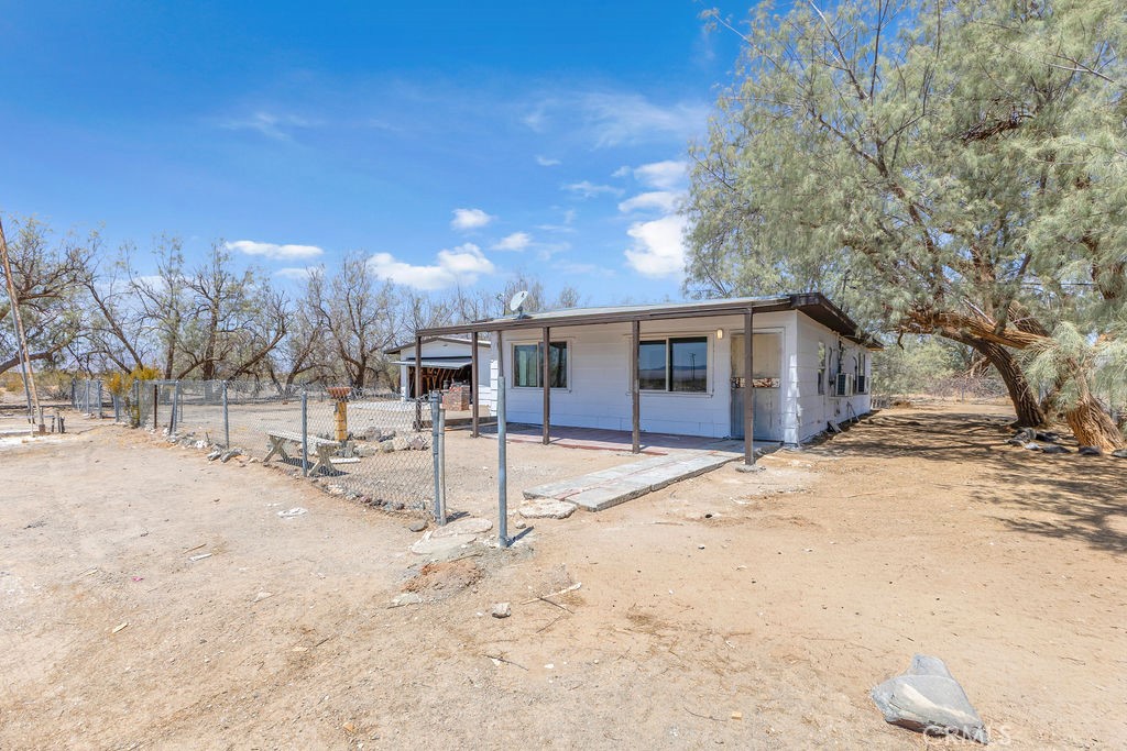 3852 Midway Road Property Photo 2