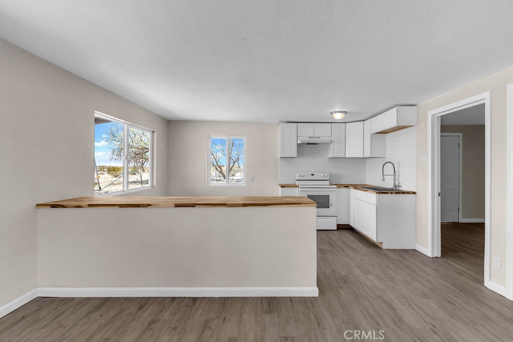 3852 Midway Road Property Photo 9