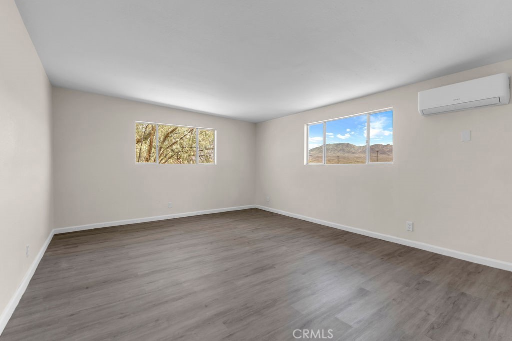 3852 Midway Road Property Photo 17