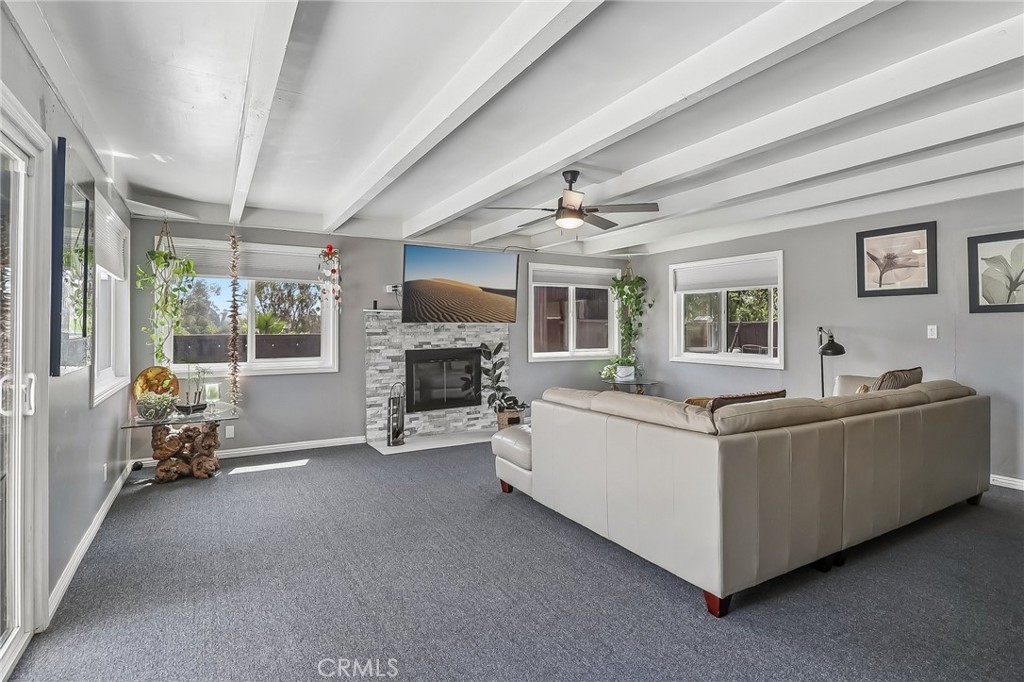3018 Thunder Property Photo 3