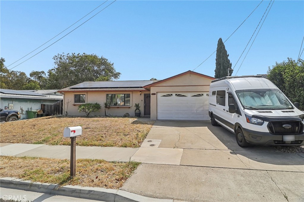 3018 Thunder Property Photo 5