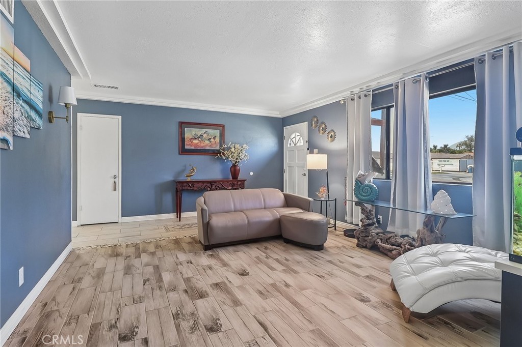 3018 Thunder Property Photo 6