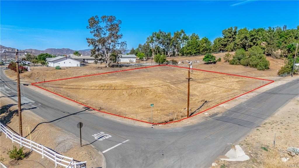 0 Conejo/las Flores Property Photo 1