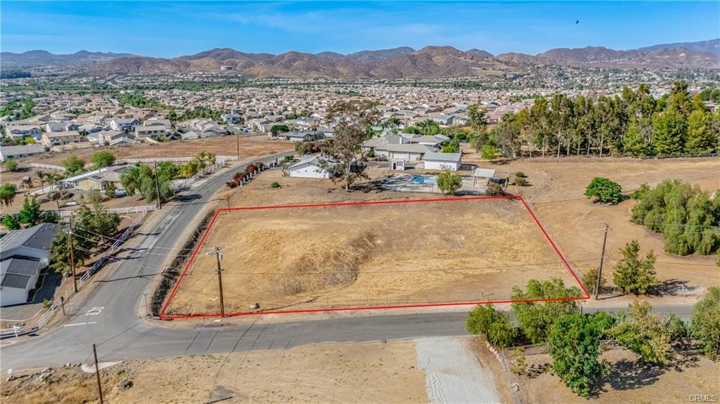 0 Conejo/las Flores Property Photo 3