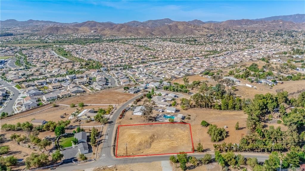 0 Conejo/las Flores Property Photo 4
