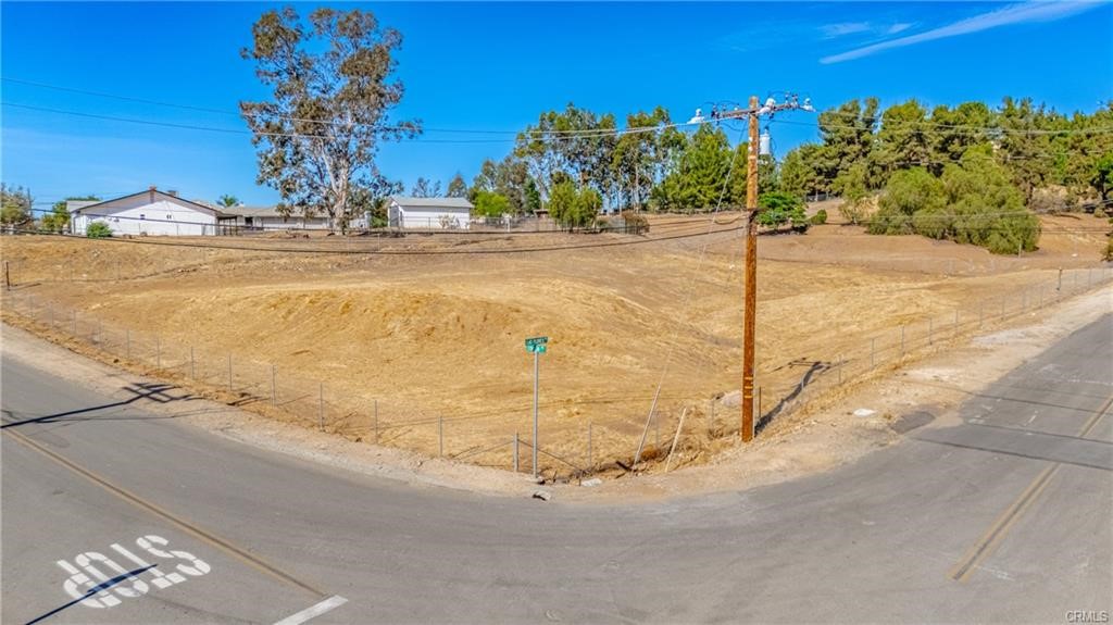 0 Conejo/las Flores Property Photo 10