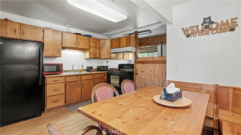 109 Arbor Property Photo 8