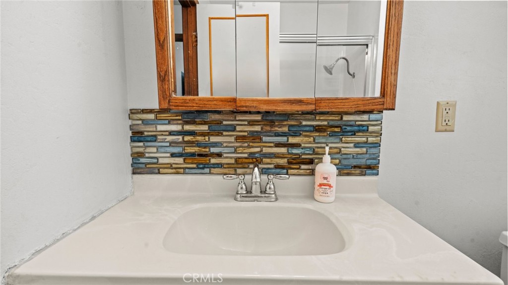 109 Arbor Property Photo 13